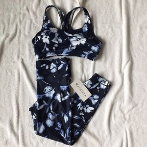 Never worn athleta leggings and sports bra set